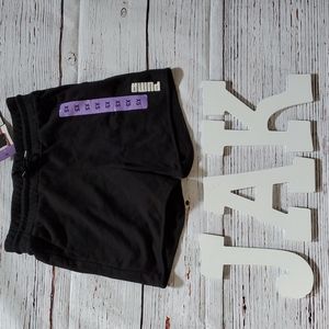 🆕️ PUMA WOMEN'S BLACK MODERN BASICS SHORT